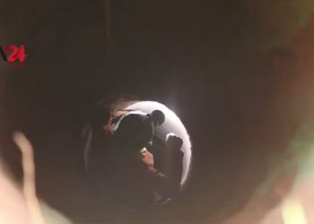 អ្នកជីករ៉ែត្បូងនៅកម្ពុជាប្រថុយជីវិតដើម្បីគ្រួសារ