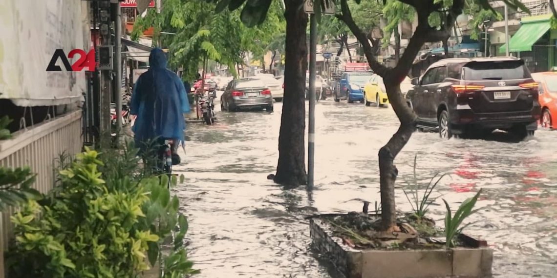 រដ្ឋាភិបាលថៃដាក់ចេញផែនការបន្ទាន់ដើម្បីកាត់បន្ថយគ្រោះមហន្តរាយទឹកជំនន់