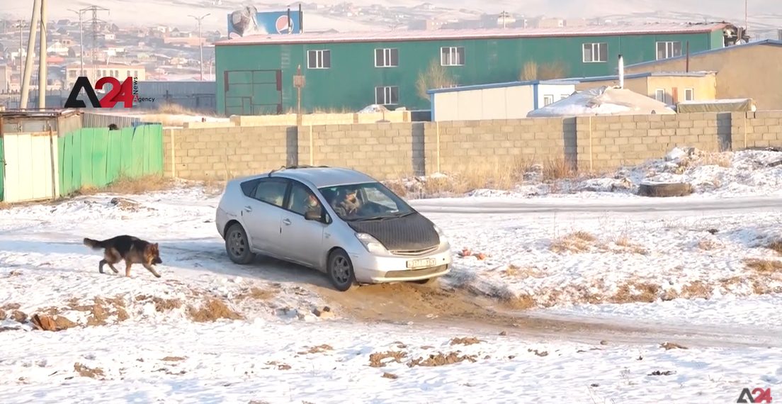 ការកើនឡើងកំដៅនៅម៉ុងហ្គោលីបណ្តាលឱ្យមានការបំផ្លិចបំផ្លាញដោយទឹកជំនន់និងការបាក់ទឹកកកពីលើភ្នំ