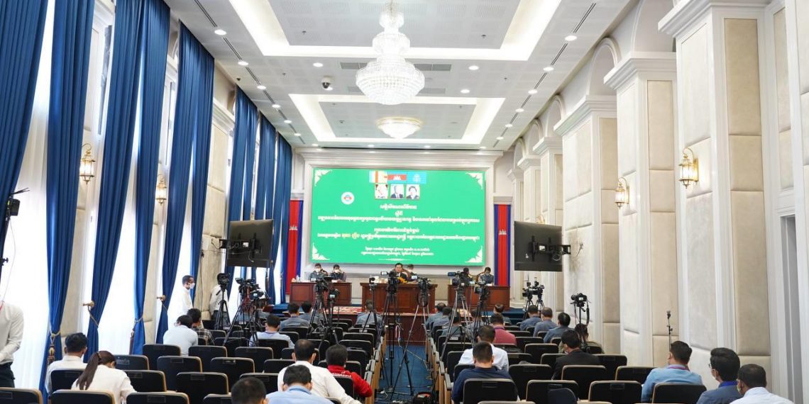 កម្ពុជាប្រឈមការបាត់បង់ចំណូលពន្ធគយ ចន្លោះពី៣៧០លានដុល្លារទៅ៤០០លានដុល្លារក្នុងមួយឆ្នាំៗ