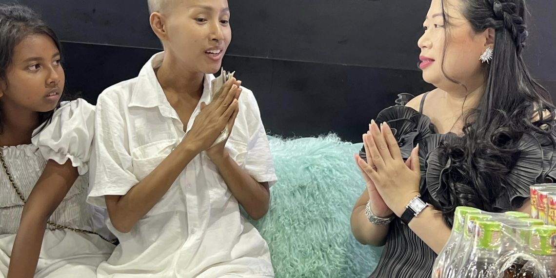 លោក អ៊ឹម ជីវ៉ា អំពាវនាវសប្បុរសជនជួយដល់តារាចំរៀង អ្នកនាង ប៊ូ សុនីតា កំពុងតតាំងជម្ងឺមហារីកដំណាក់ទី៣ចូលទី៤