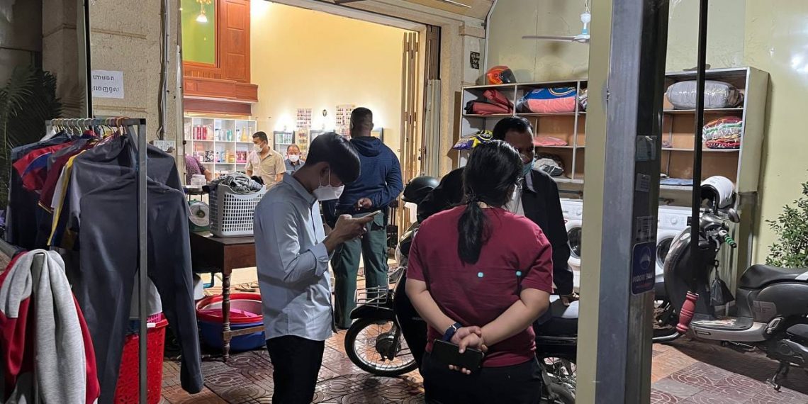 ផ្អើលពេញភូមិស្រាប់តែក្មេងស្រីអាយុត្រឹម១៤ឆ្នាំសម្រេចចងកសម្លាប់ខ្លួនឯង (មានរូបភាពអ្នកស្លាប់)