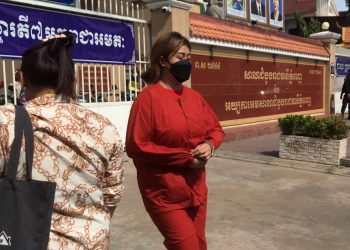 កាន់តែធ្ងន់ករជាមុនទៀត! ពេលនេះលេចមុខប្តឹងថ្មីទៀត ប្តឹងទៅលើ ម៉ូលីកា បន្ថែមទៀតចំពោះករណីឆបោកប្រាក់ក្នុងទំហំទឹកប្រាក់ដ៏ធំ