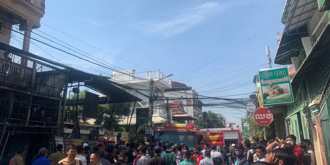 ពិតជារន្ធត់ណាស់ ឆេះភោជនីយដ្ឋានយីហោ«កន្លែងថ្មី» នៅផ្សារដេប៉ូ ស្លាប់មនុស្ស២នាក់គួរឱ្យសង្វេក