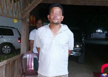 ពិតជាគួរឱ្យរន្ធត់ណាស់បុរសជាប្ដីម្នាក់ប្រើខ្សែរឹ.ត.កប្រពន្ធ ខ្លួននិងយកពន្លាកចា.ក់ជ័រកៅស៊ូមកចា.ក់.កបន្ថែមទៀត