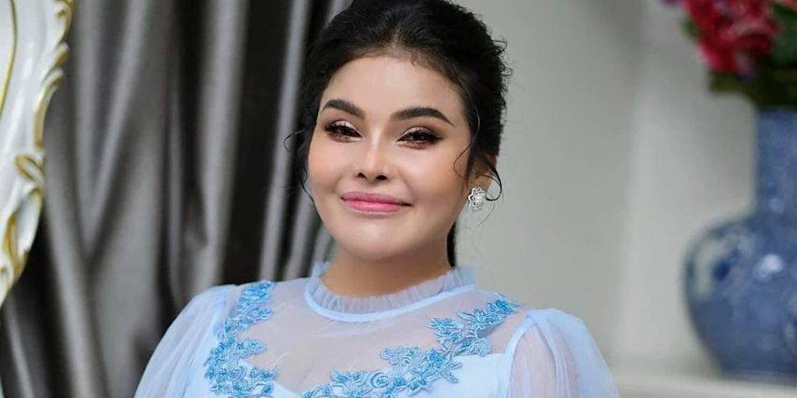 លោកជំទាវ ឧកញ៉ា ម៉ែន ចិន្តា ពិតជាស្ត្រីខ្លាំងម្នាក់ប្រកបដោយភាពតស៊ូមិនធម្មតា ក្រោយពីលោកជំទាវលាតត្រដាងពីជីវិតតស៊ូនៅប្រទេសកូរ៉េ