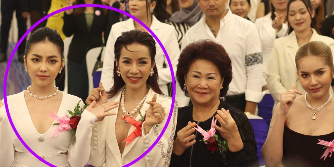 អគ្គនាយិកាពីររូបនេះ ចាប់ដៃគ្នាធ្វើរឿងធំមួយឱ្យកក្រើកឆ្នាំ២០២៣នេះ ហើយជាពិសេសប្រកាសដំណឹងល្អថែមទៀត (ចុចបន្តអានព័ត៌មានលម្អិត)